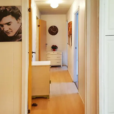 Two-bedroom Holiday In * Høyheimsvik