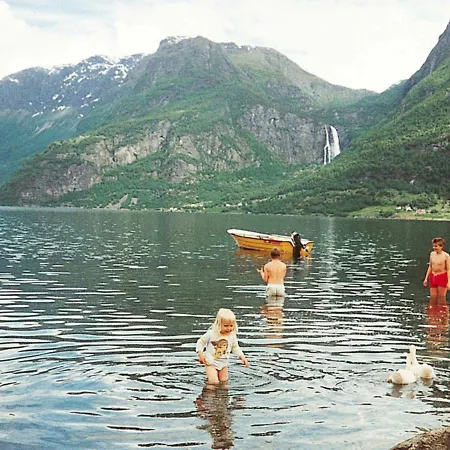Lejlighed Two-bedroom Holiday In Høyheimsvik